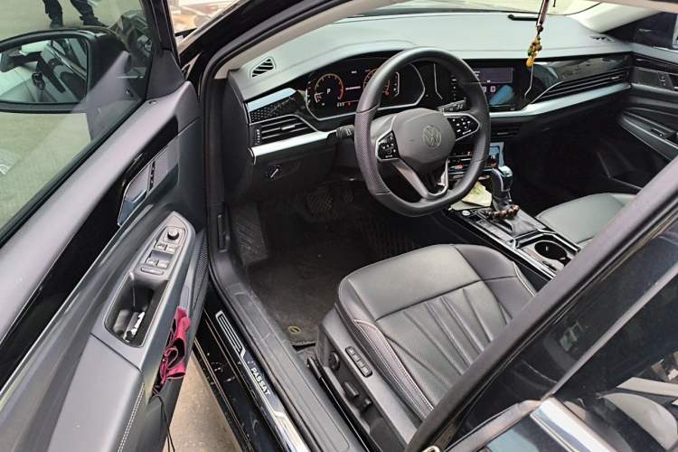 Used Volkswagen Passat 2024 380TSI Starry Dragon Edition Driver Seat