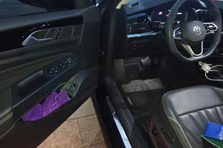 Used Volkswagen Passat 2024 380TSI Starry Elite Edition Driver Seat