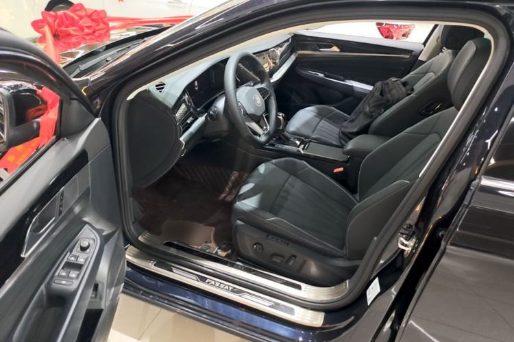 Used Volkswagen Passat 2024 330TSI Starry Elite Edition Driver Seat