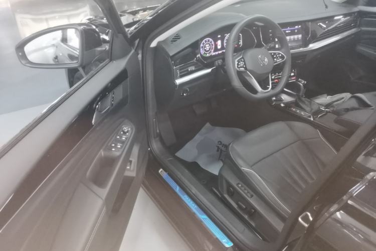 Used Volkswagen Passat 2024 380TSI Starry Elite Edition Driver Seat