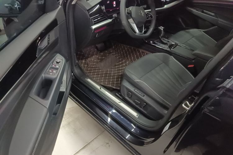 Used Volkswagen Passat 2024 380TSI Starry Dragon Edition Driver Seat