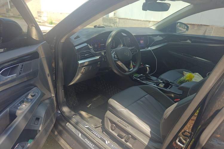 Used Volkswagen Passat 2024 330TSI Starry Elite Edition Driver Seat
