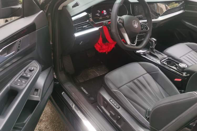 Used Volkswagen Passat 2024 380TSI Starry Dragon Edition Driver Seat