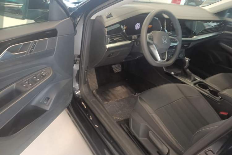 Used Volkswagen Passat 2024 280TSI Business Edition Driver Seat