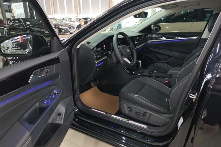 Used Volkswagen Passat 2024 380TSI Starry Luxury Edition Driver Seat