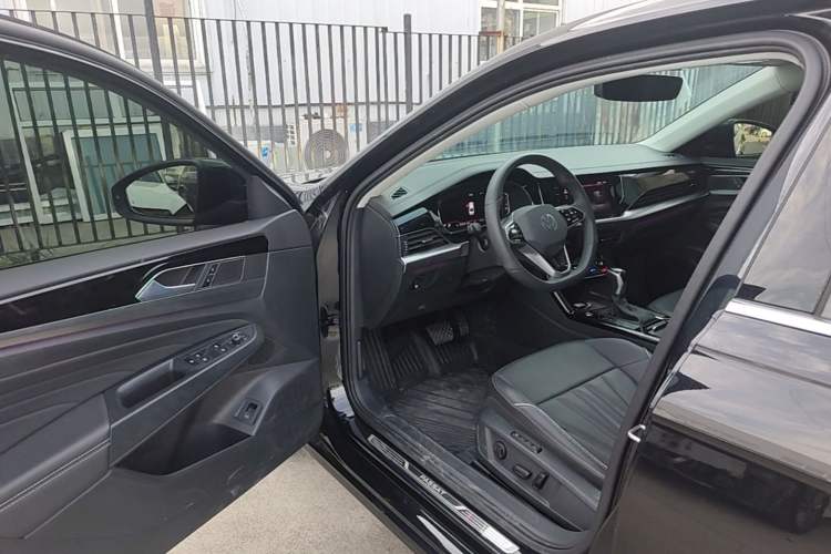 Used Volkswagen Passat 2024 380TSI Starry Dragon Edition Driver Seat