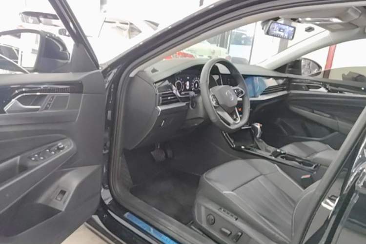 Used Volkswagen Passat 2024 380TSI Starry Elite Edition Driver Seat