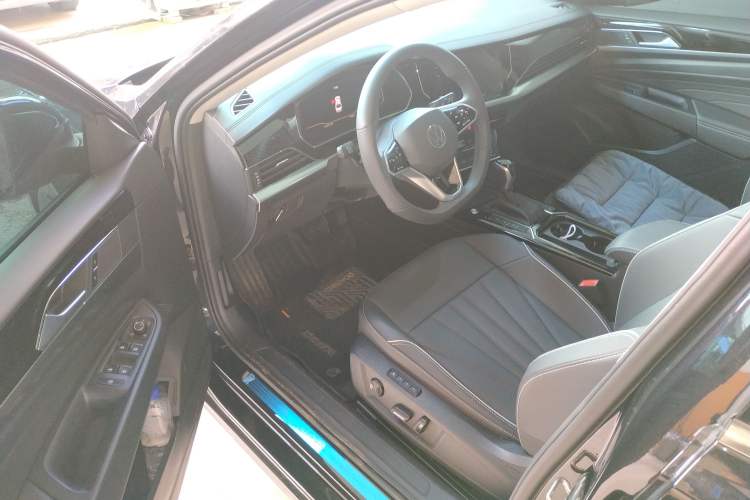 Used Volkswagen Passat 2024 380TSI Starry Dragon Edition Driver Seat