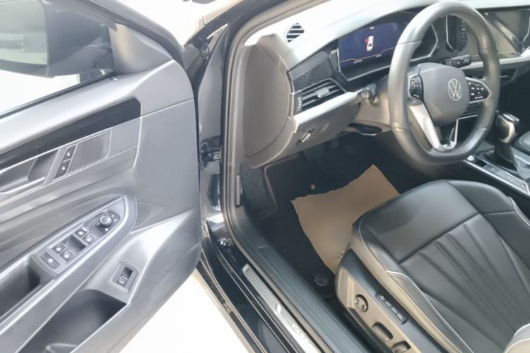 Used Volkswagen Passat 2024 380TSI Starry Elite Edition Driver Seat