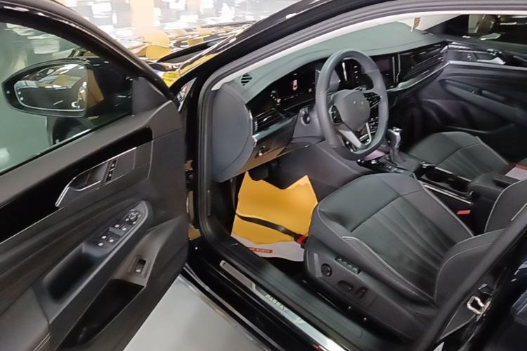 Used Volkswagen Passat 2024 330TSI Elite Edition Driver Seat