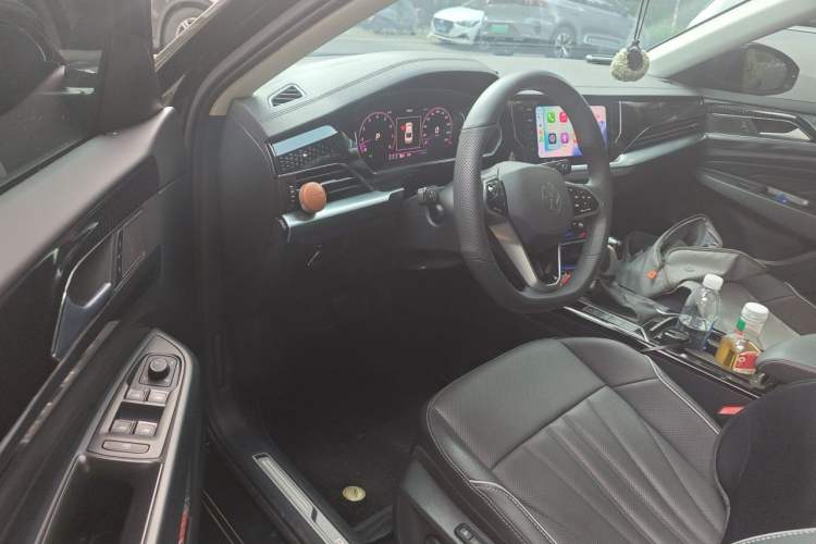 Used Volkswagen Passat 2024 380TSI Starry Luxury Edition Driver Seat
