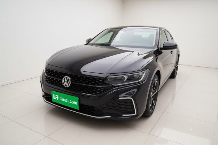 Używany Volkswagen Passat 2024 330TSI Starry Elite Edition Guazi used car, China used car export, Used car for sale, Used cars, Cheapest cars for sale