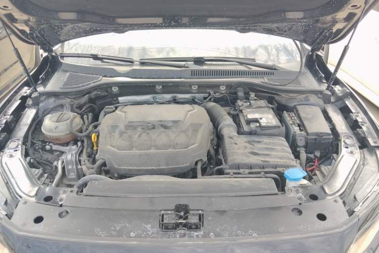Used Volkswagen Passat 2024 380TSI Starry Dragon Edition Engine Bay