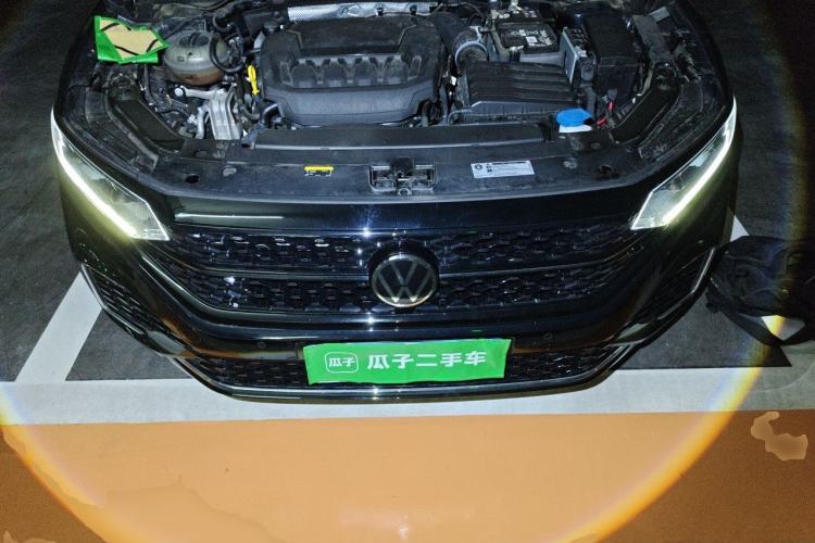 Used Volkswagen Passat 2024 380TSI Starry Dragon Edition Engine Bay
