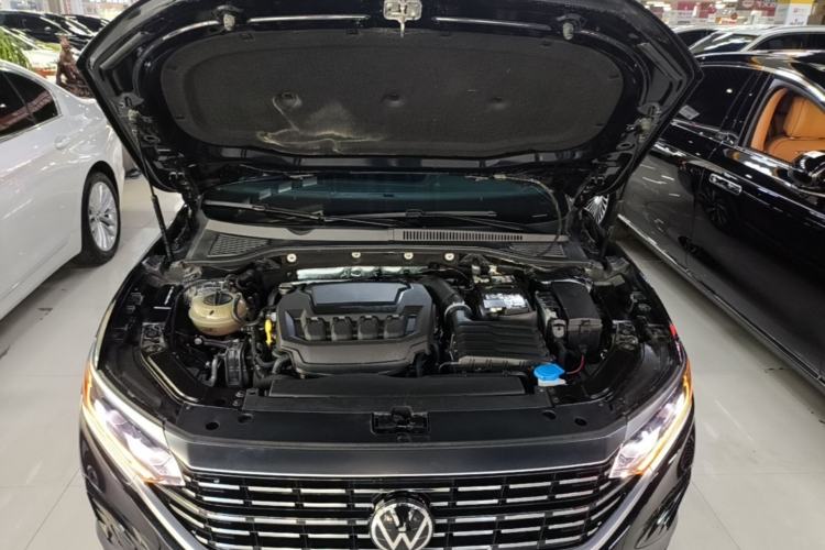 Used Volkswagen Passat 2024 380TSI Elite Edition Engine Bay