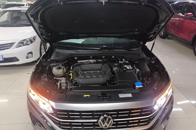 Used Volkswagen Passat 2024 380TSI Luxury Edition Engine Bay