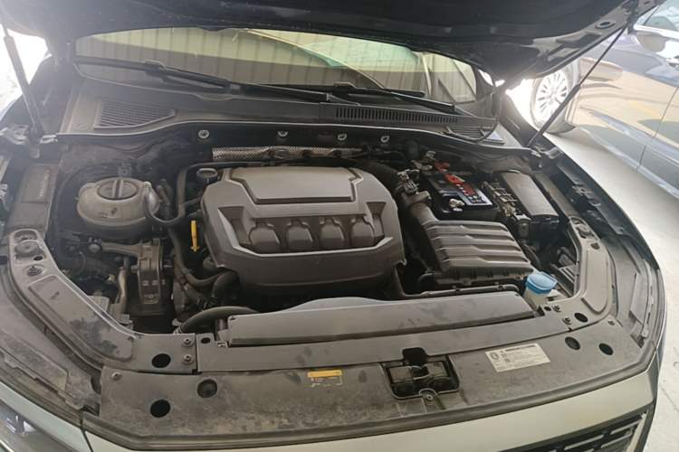 Used Volkswagen Passat 2024 330TSI Elite Edition Engine Bay