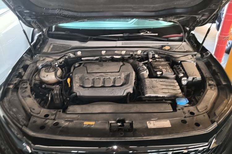 Used Volkswagen Passat 2024 330TSI Starry Elite Edition Engine Bay