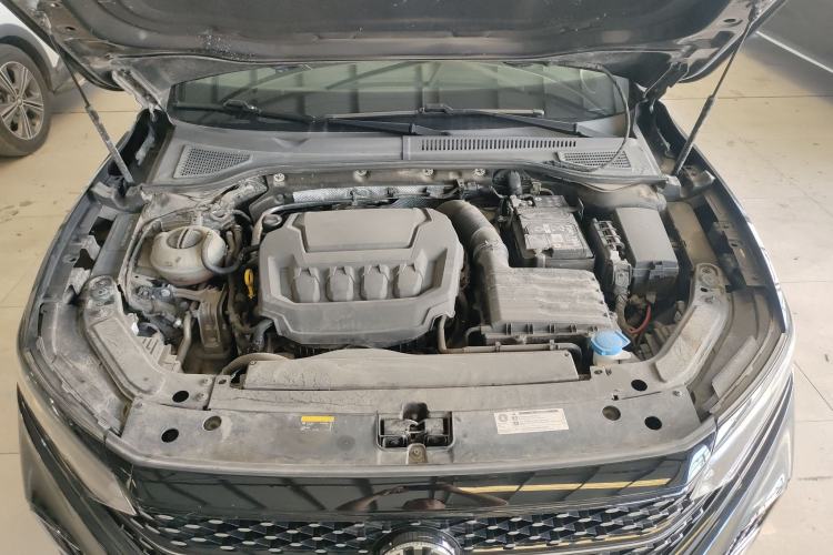 Used Volkswagen Passat 2024 380TSI Starry Dragon Edition Engine Bay