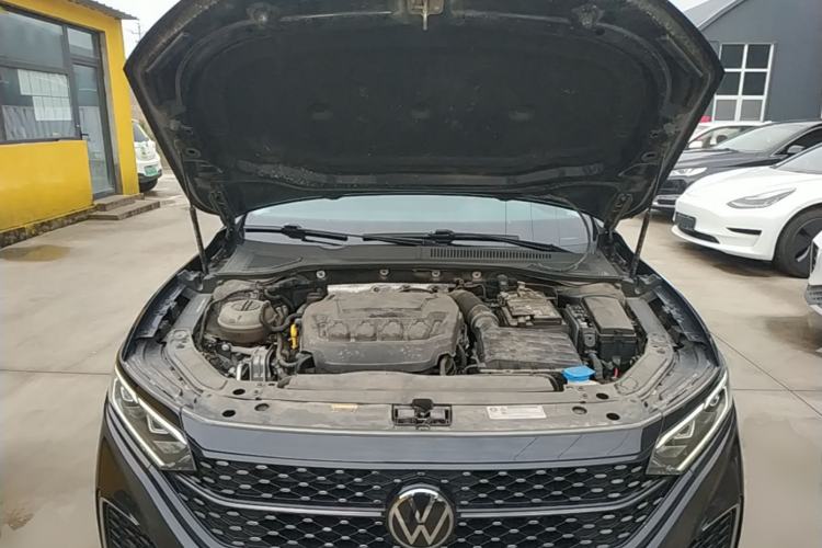 Used Volkswagen Passat 2024 380TSI Starry Luxury Edition Engine Bay