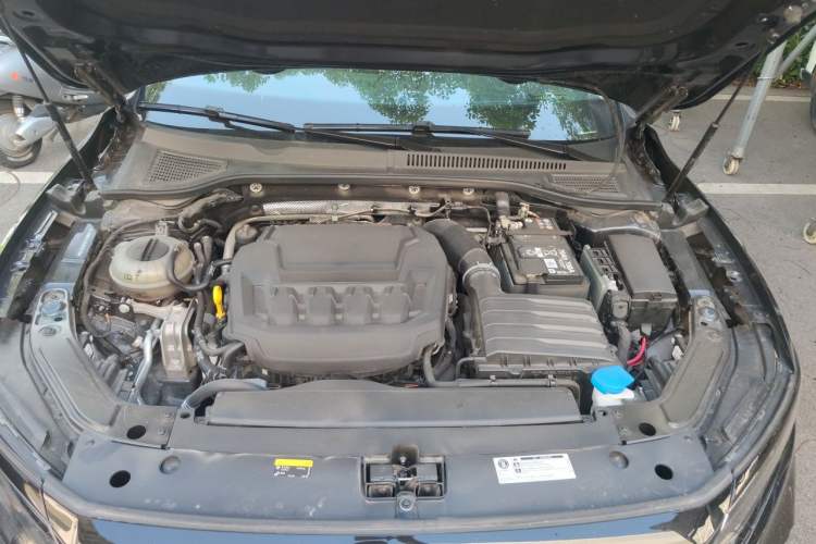 Used Volkswagen Passat 2024 380TSI Starry Elite Edition Engine Bay
