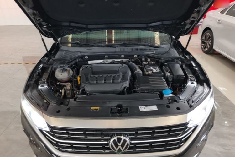 Used Volkswagen Passat 2024 380TSI Luxury Edition Engine Bay