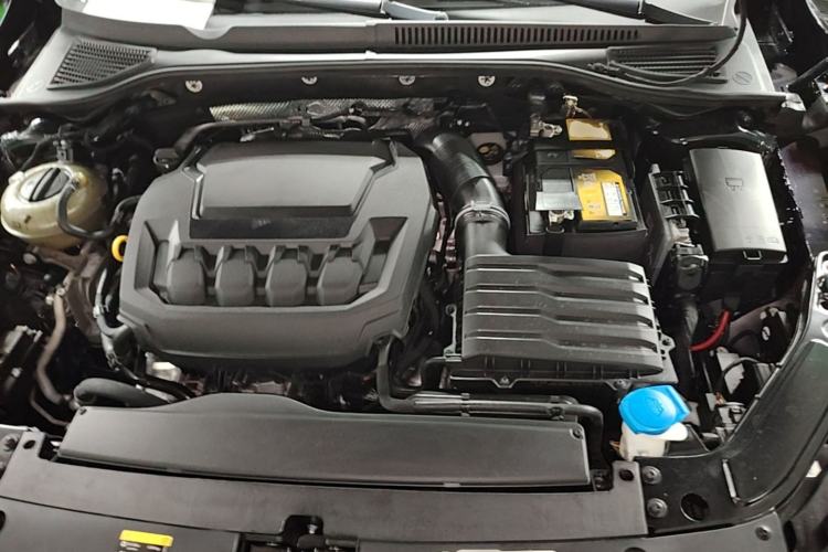 Used Volkswagen Passat 2024 380TSI Starry Dragon Edition Engine Bay