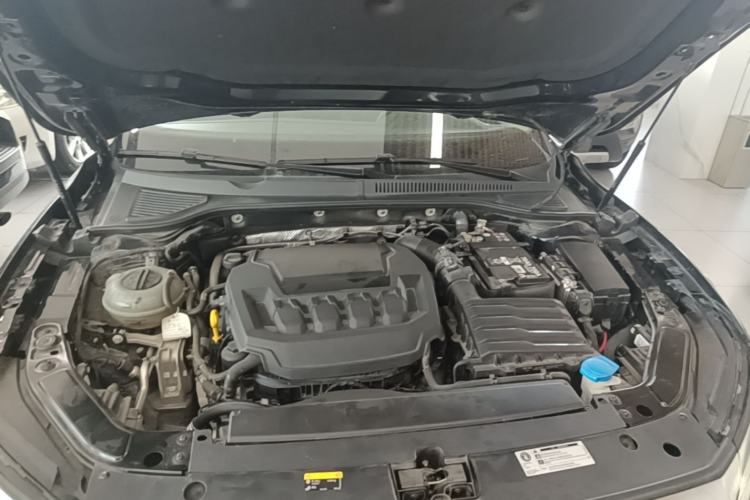 Used Volkswagen Passat 2024 330TSI Elite Edition Engine Bay