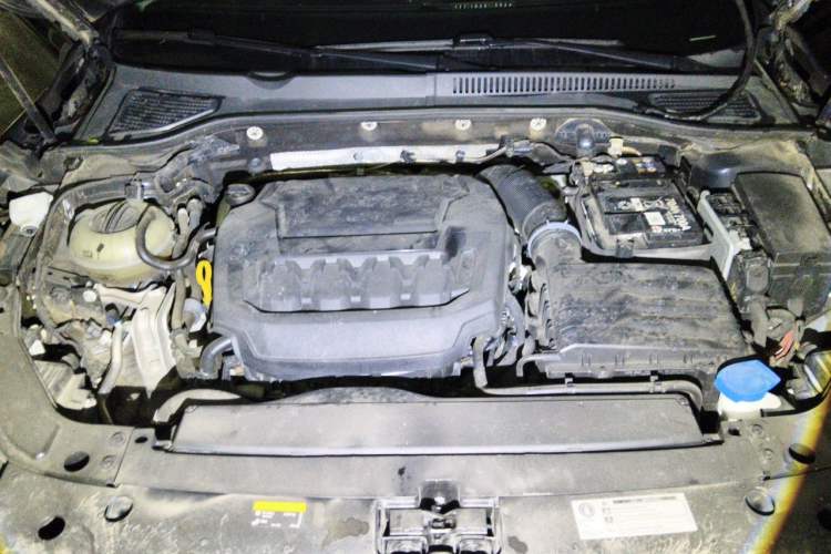 Used Volkswagen Passat 2024 380TSI Starry Elite Edition Engine Bay