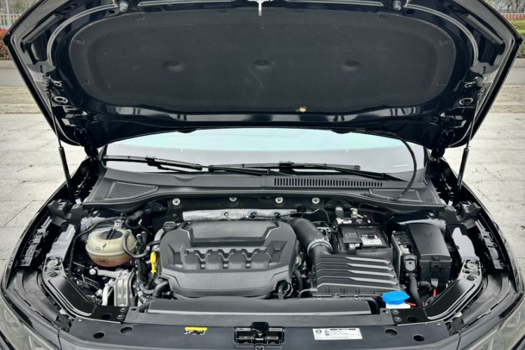 Used Volkswagen Passat 2024 380TSI Luxury Edition Engine Bay