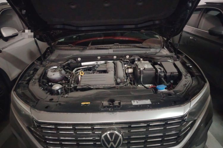Used Volkswagen Passat 2024 280TSI Elite Edition Engine Bay