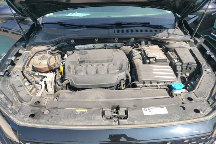 Used Volkswagen Passat 2024 330TSI Starry Elite Edition Engine Bay