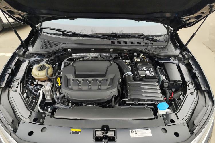 Used Volkswagen Passat 2024 380TSI Elite Edition Engine Bay