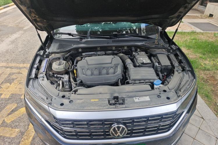 Used Volkswagen Passat 2024 380TSI Elite Edition Engine Bay