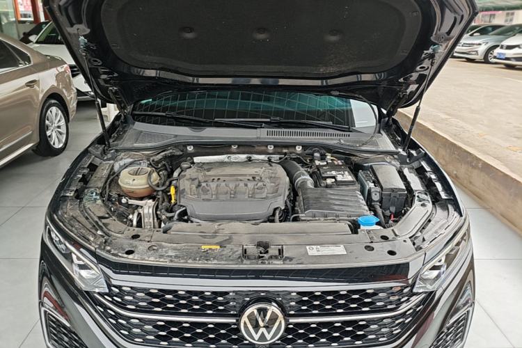 Used Volkswagen Passat 2024 380TSI Starry Dragon Edition Engine Bay