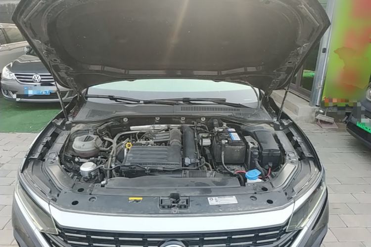 Used Volkswagen Passat 2024 280TSI Business Edition Engine Bay