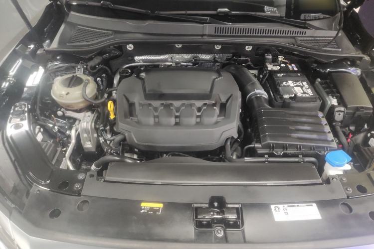 Used Volkswagen Passat 2024 380TSI Dragon Edition Engine Bay