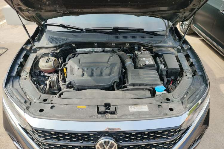 Used Volkswagen Passat 2024 380TSI Starry Luxury Edition Engine Bay
