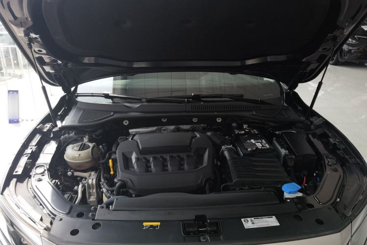Used Volkswagen Passat 2024 380TSI Dragon Glory Edition Engine Bay