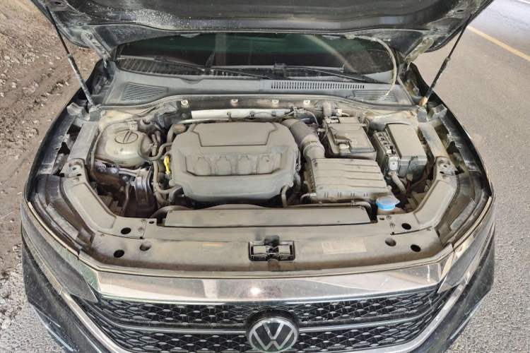 Used Volkswagen Passat 2024 380TSI Starry Elite Edition Engine Bay