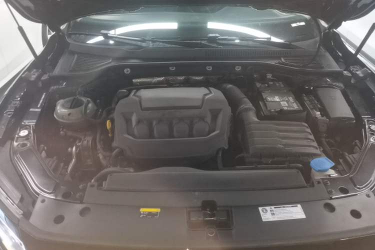 Used Volkswagen Passat 2024 380TSI Starry Elite Edition Engine Bay