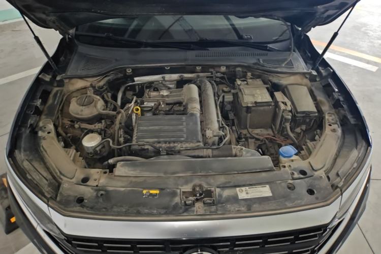 Used Volkswagen Passat 2024 280TSI Elite Edition Engine Bay