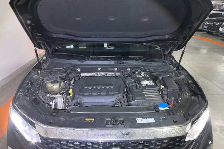 Used Volkswagen Passat 2024 330TSI Starry Elite Edition Engine Bay