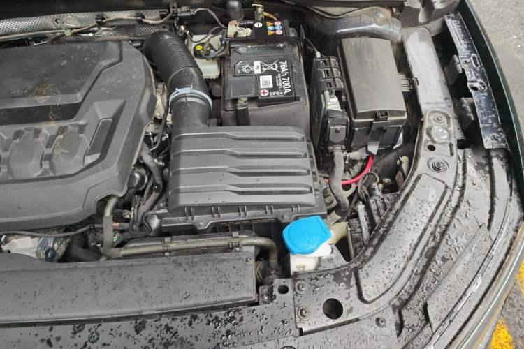 Used Volkswagen Passat 2024 380TSI Dragon Edition Engine Bay Left