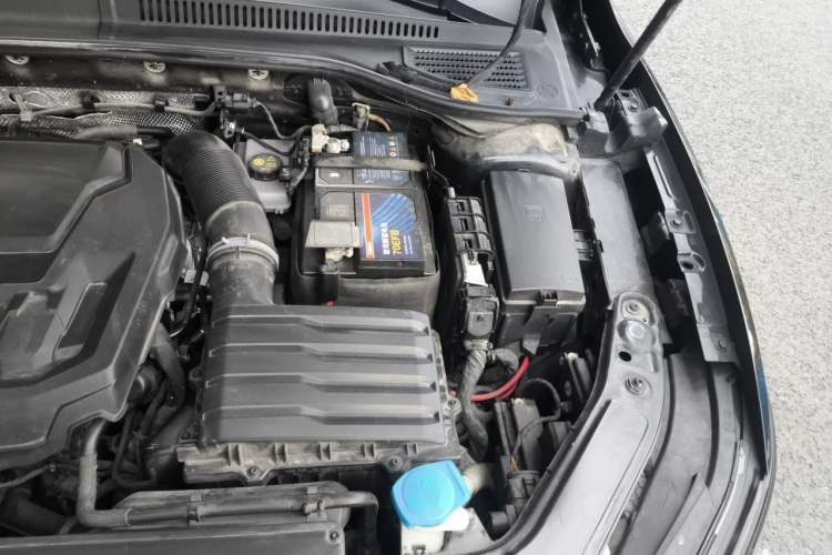 Used Volkswagen Passat 2024 380TSI Starry Luxury Edition Engine Bay Left