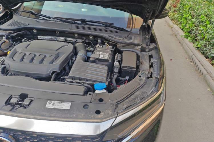 Used Volkswagen Passat 2024 380TSI Elite Edition Engine Bay Left