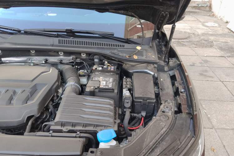 Used Volkswagen Passat 2024 380TSI Starry Dragon Edition Engine Bay Left