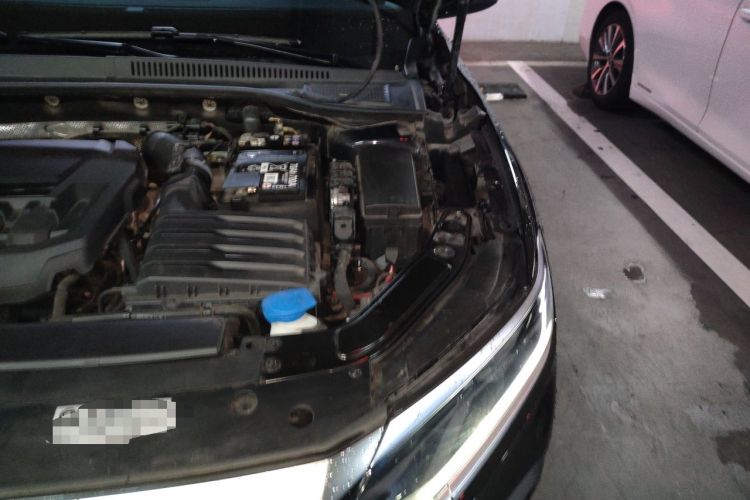 Used Volkswagen Passat 2024 330TSI Starry Elite Edition Engine Bay Left