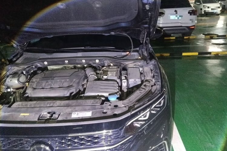 Used Volkswagen Passat 2024 380TSI Starry Luxury Edition Engine Bay Left