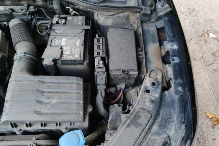 Used Volkswagen Passat 2024 380TSI Dragon Glory Edition Engine Bay Left